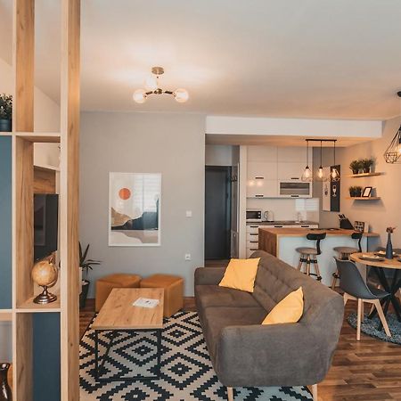 Sunrise Luxury Apartment 比托拉 外观 照片