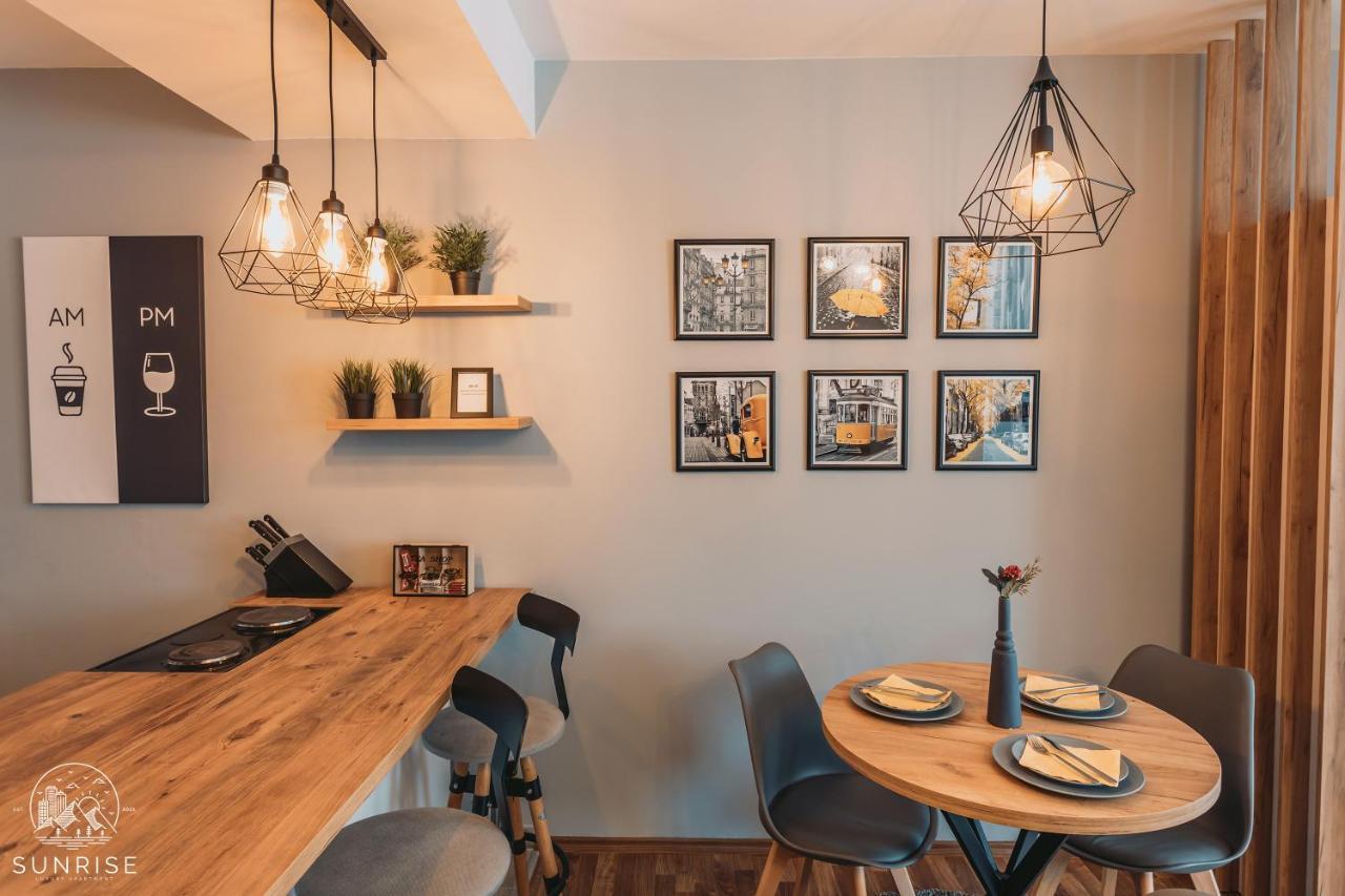 Sunrise Luxury Apartment 比托拉 外观 照片