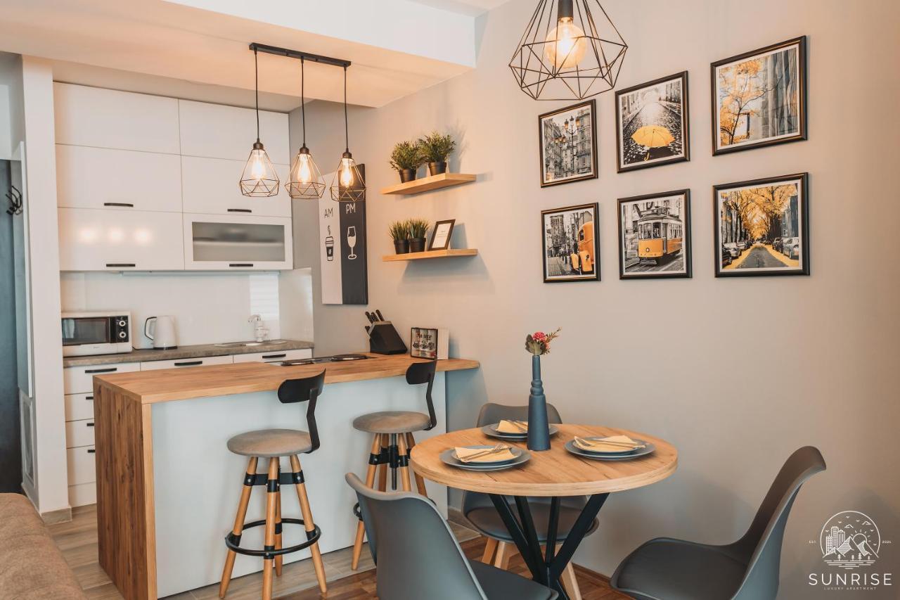 Sunrise Luxury Apartment 比托拉 外观 照片