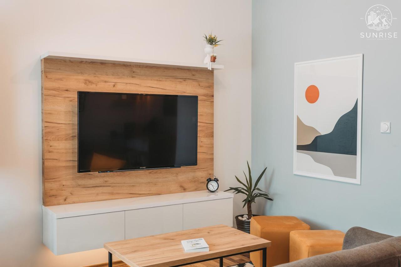 Sunrise Luxury Apartment 比托拉 外观 照片