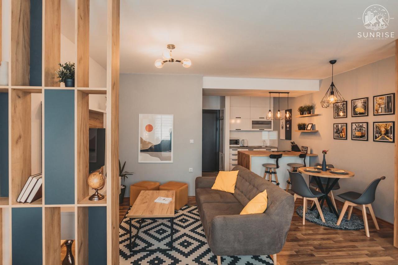 Sunrise Luxury Apartment 比托拉 外观 照片