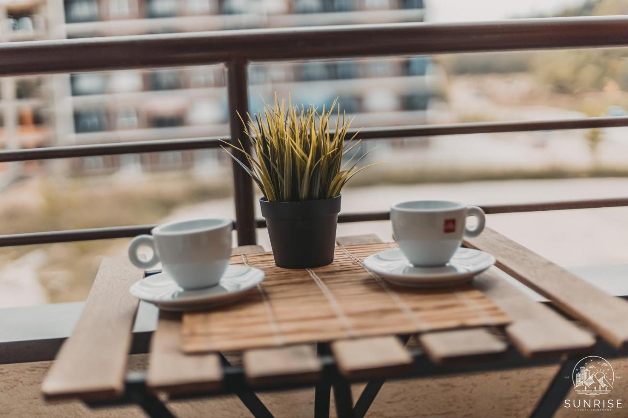 Sunrise Luxury Apartment 比托拉 外观 照片